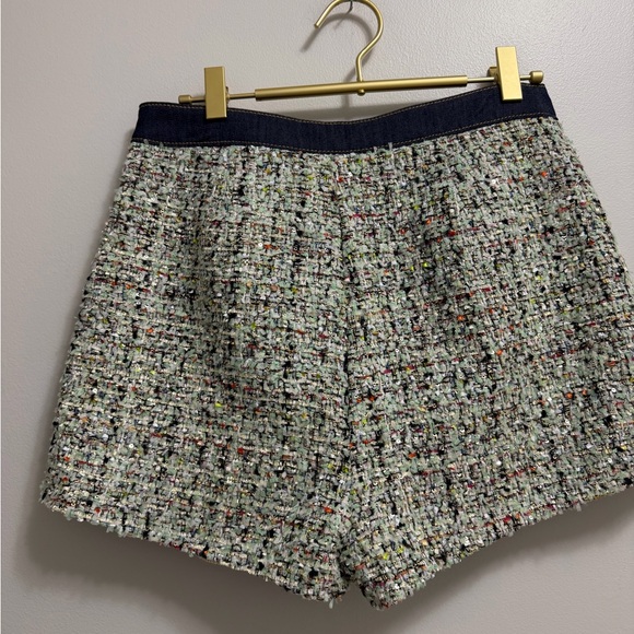 CINQ À SEPT/ NWT 
Anya Zoe Bouclé Shorts - Picture 9 of 11